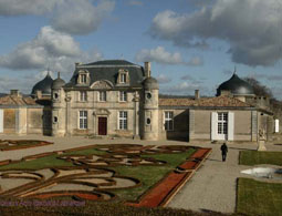 Bordeaux wine tours from Paris: a Chateau