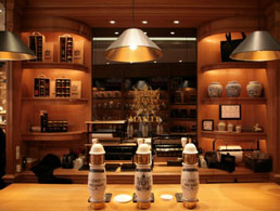 Madeleine Paris food store: Maille