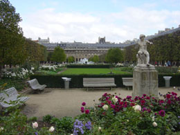 Choose the Palais Royal to Opera walking tour
