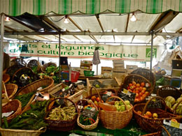 Paris Markets: Raspail bio Market