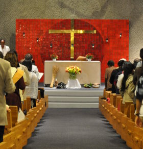 Saint Joseph has masses in English