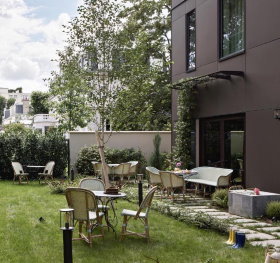 Hotel Botaniste near Parc des Princes