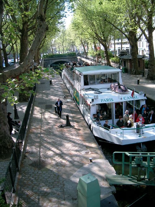 Paris Canal cruise through Canal Saint Martin