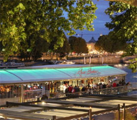 Rosa Bonheur near Alexandre III bridge
