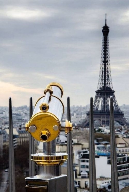 The view from Tour Montparnasse platform