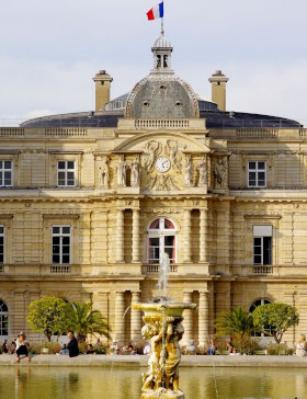 Marie de Medici built Luxembourg Palace